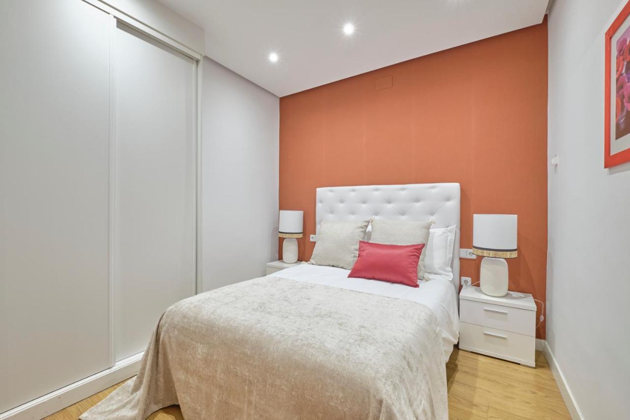 Apartamentosensol Madrid Exteriör bild