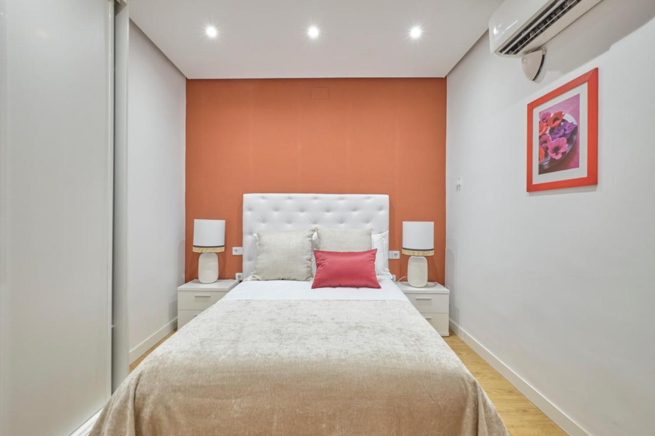 Apartamentosensol Madrid Exteriör bild