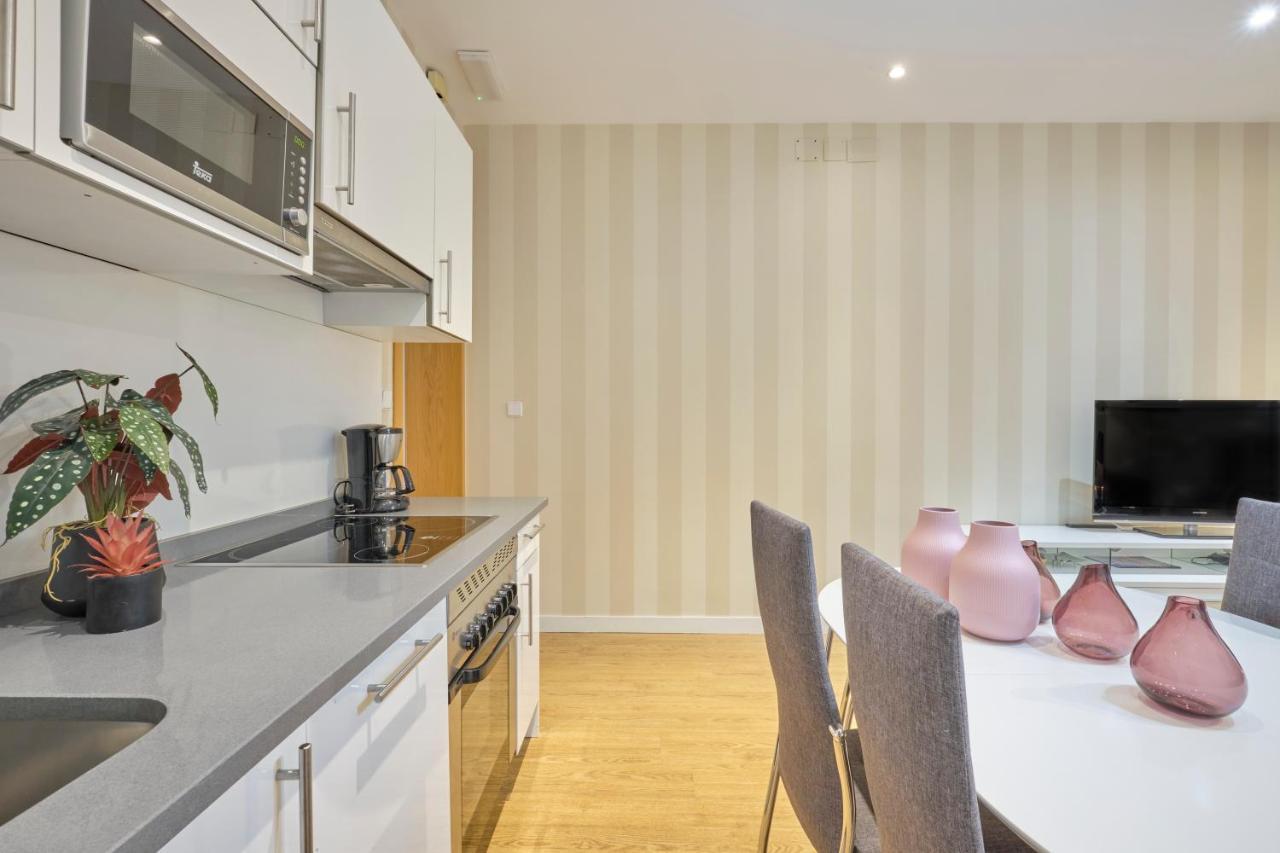 Apartamentosensol Madrid Exteriör bild