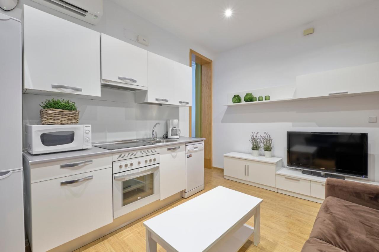 Apartamentosensol Madrid Exteriör bild